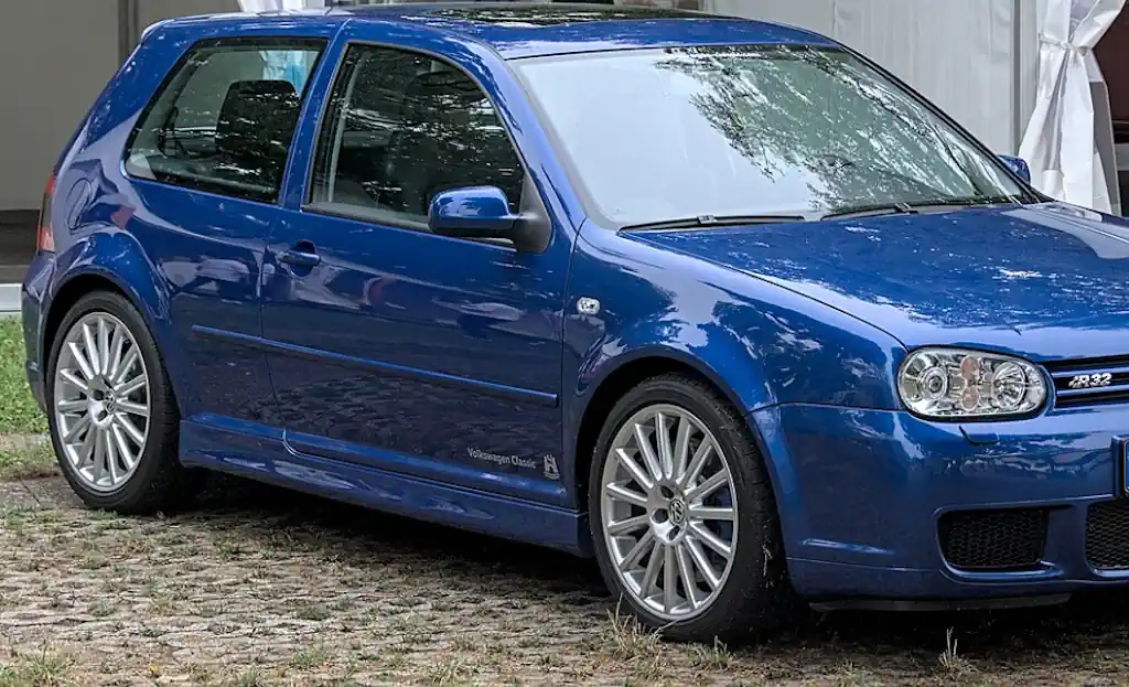 Volkswagen Golf 4 GTI i R32 – Sportske ikone svoje generacije