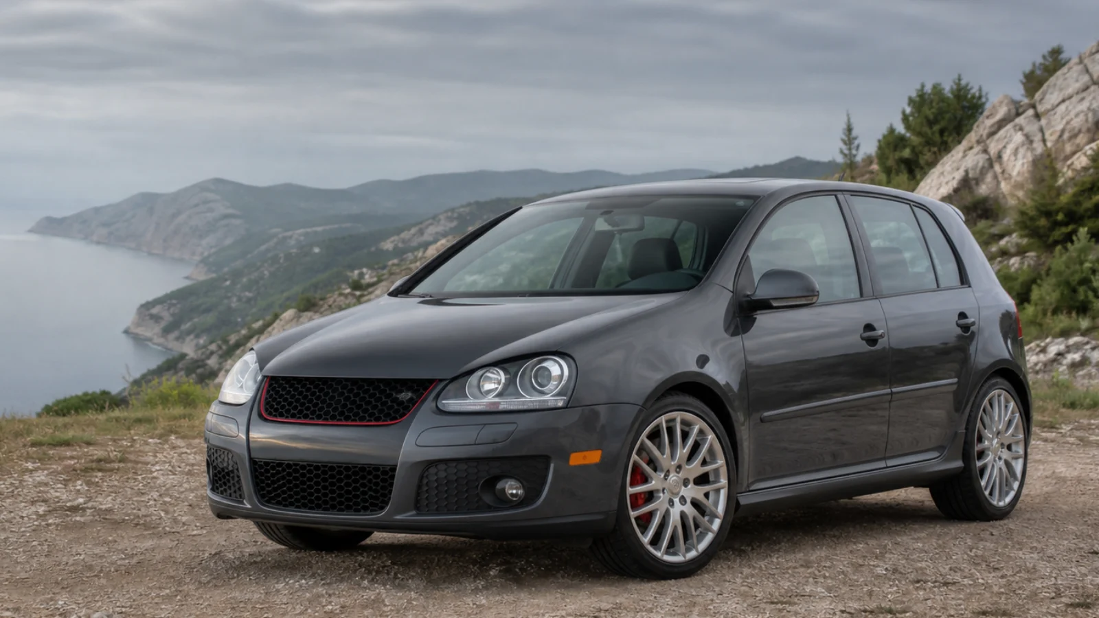 Sportski kokpit VW Golfa 6 GTI s ručnim mjenjačem